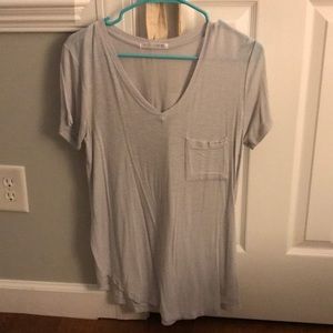 Grey tee shirt